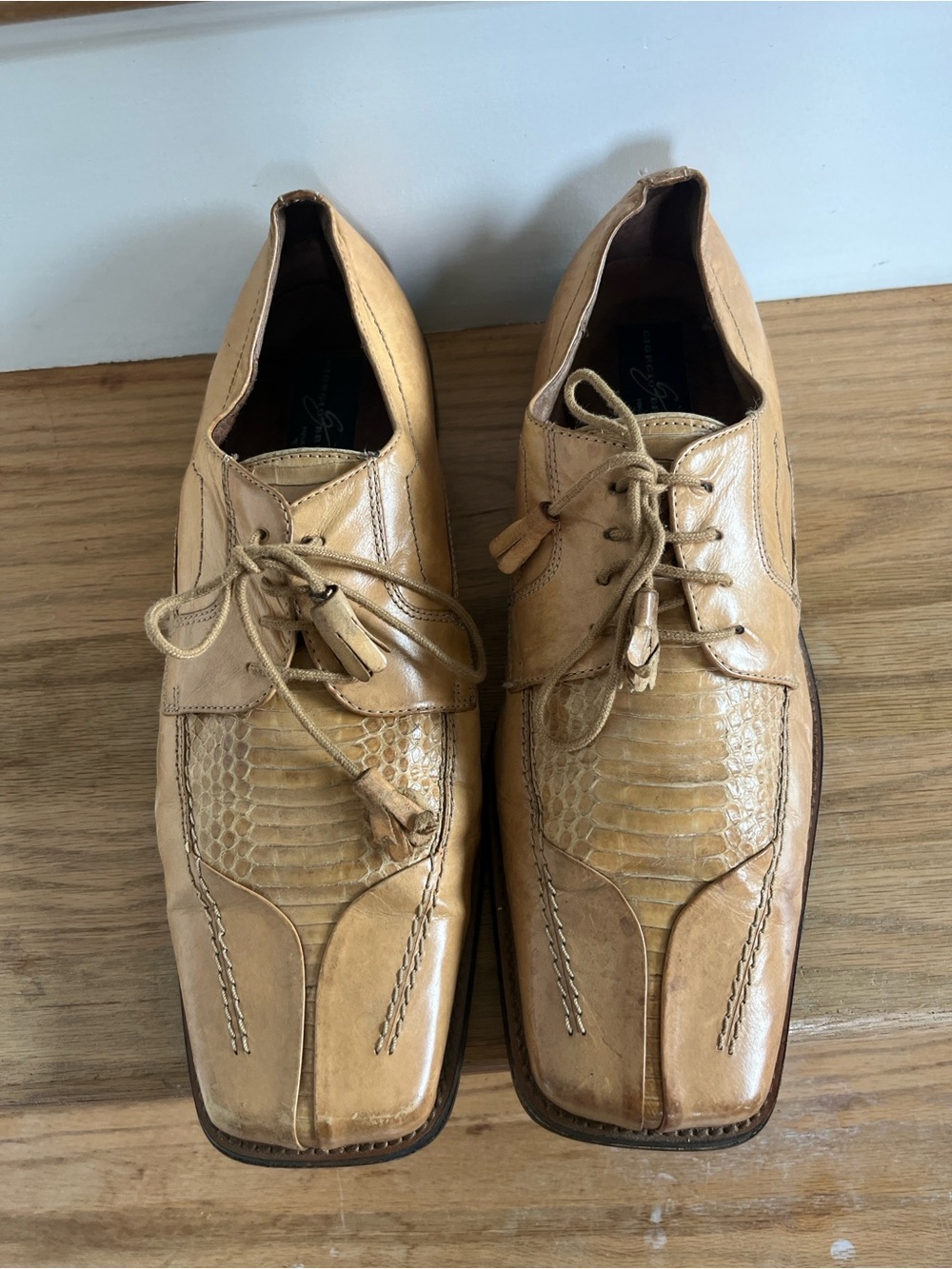 Giorgio Brutini Tan Embossed Leather Lace-Up Oxfords